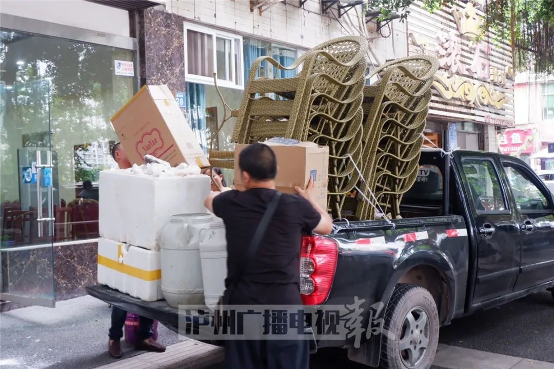 泸州段长江沱江洪峰来袭 临江市民陆续撤离中(图28) 泸州段长江沱江洪峰来袭 临江市民陆续撤离中(图28)